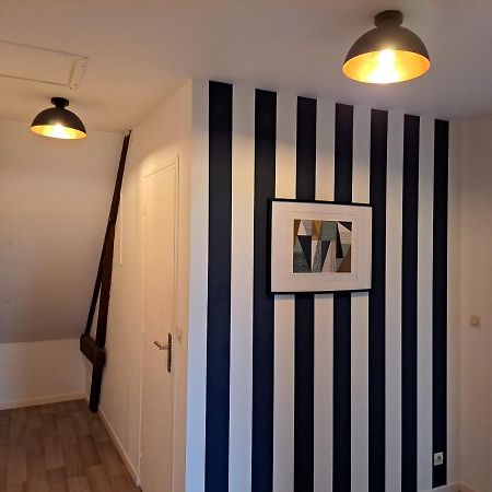 Suite Du Crypto - Vue Imprenable Sur La Place Du Forum Reims Exterior foto